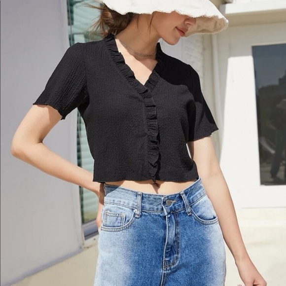 ruffle v-neck blouse - Picture 3 of 5